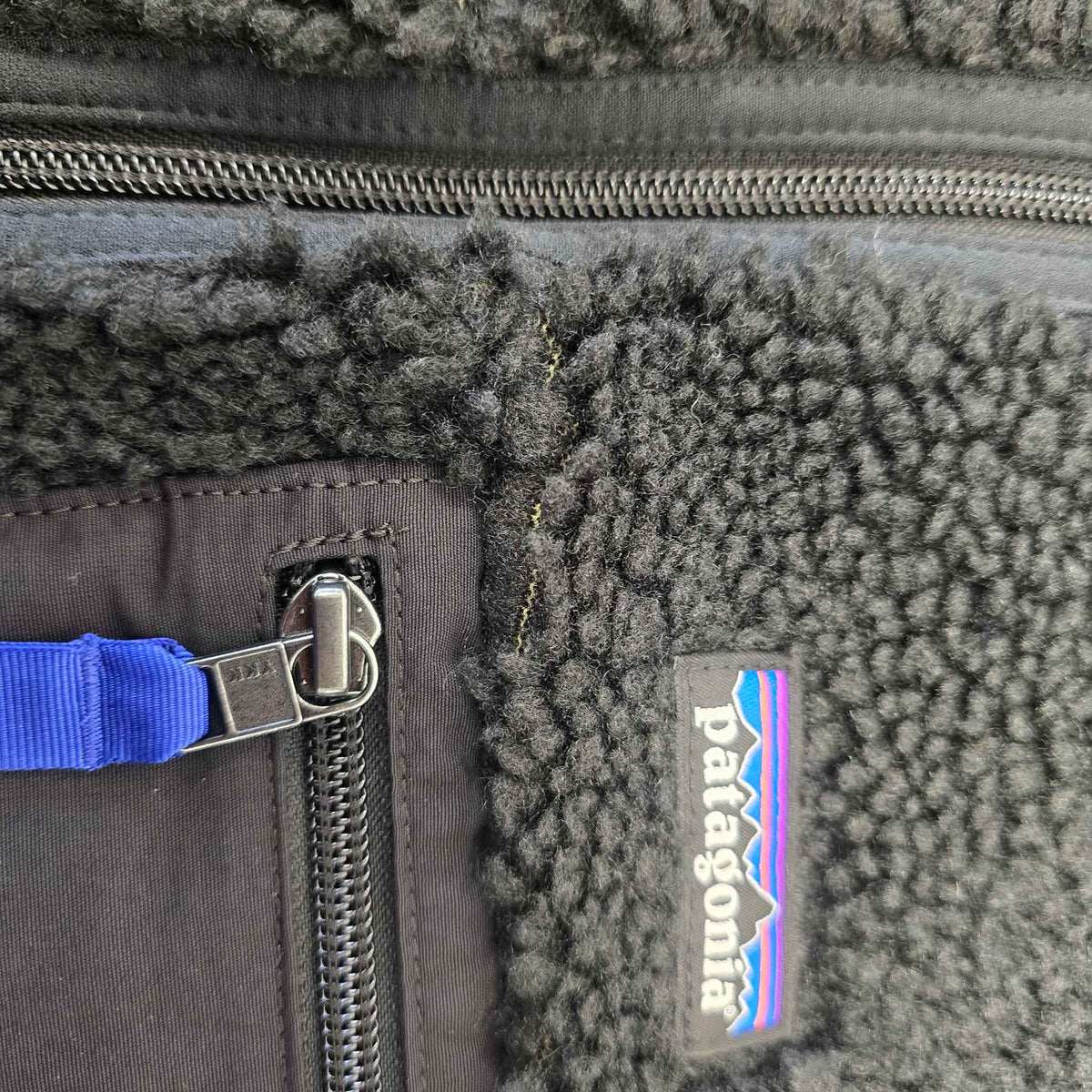 Classic Retro-X Vest | Men's | SMALL DEFECT SALE Patagonia SDS-23049-BLK-L Men's Vests L / Black