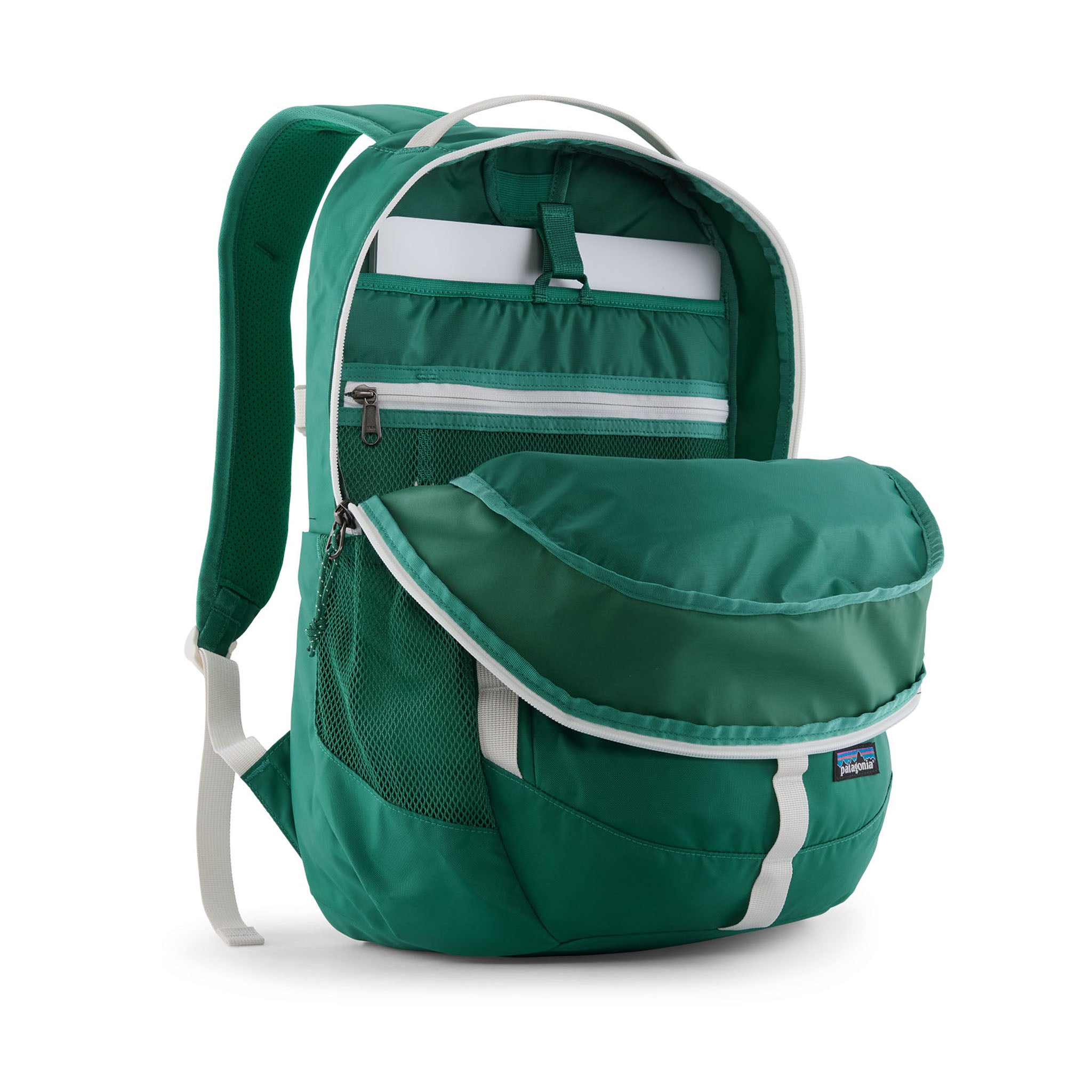 Patagonia | Refugio Daypack 26L | 26L Daypack | Gem Green | WildBounds Patagonia | Refugio Daypack 26L | 26L Daypack | Gem Green | WildBounds