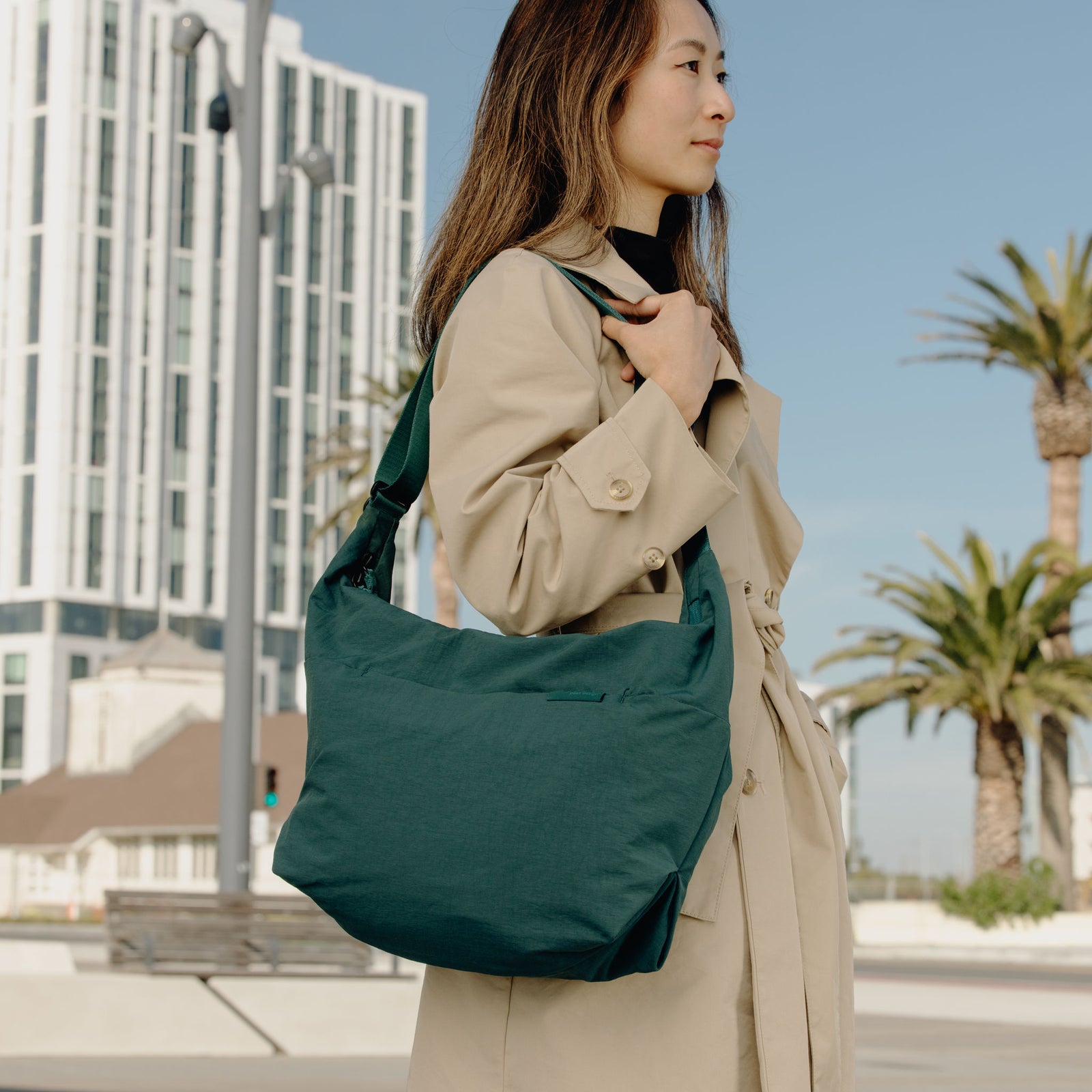City Crescent 12L Peak Design BCCT-12-PE-1 Crossbody Bags 12L / Moon