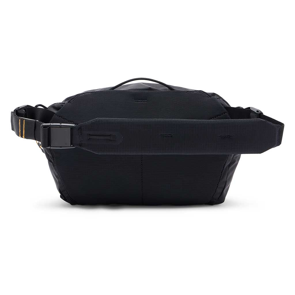 Peak Design | Outdoor Sling 7L | Sling Bag | Black | WildBounds UK