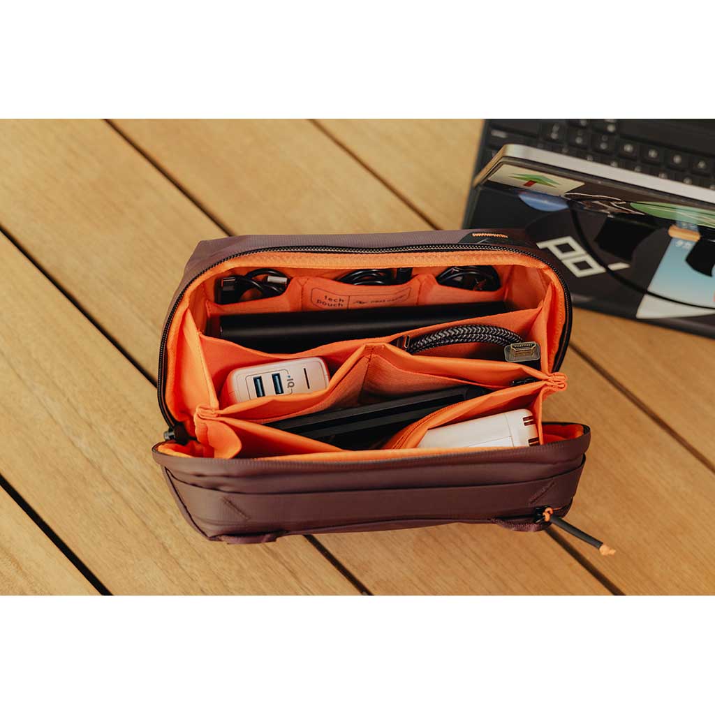 Tech Pouch Peak Design Tech Pouches