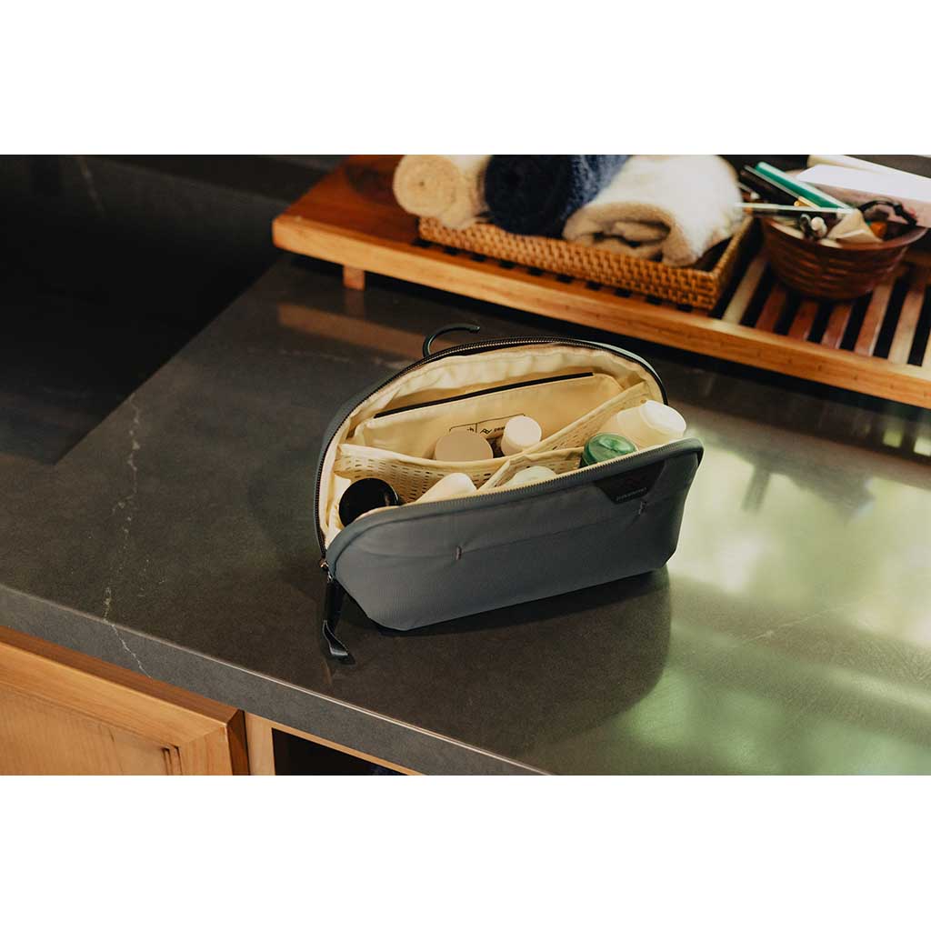 Wash Pouch Peak Design Washbags