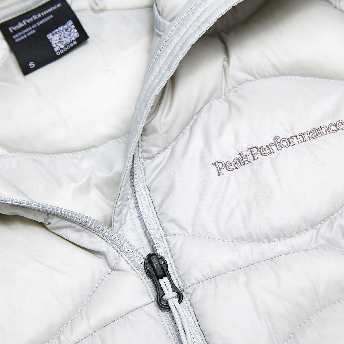 Helium Nova Down Hood Jacket | Women's Peak Performance Women's Insulated Jackets