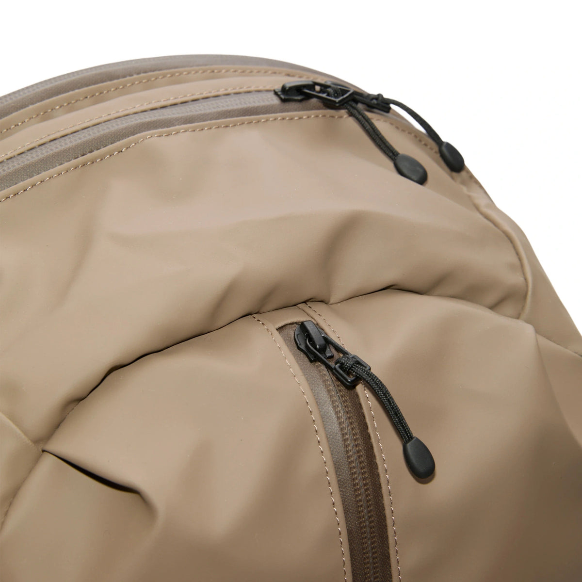 Stream Zipper Backpack 16" Sandqvist 258605206 Backpacks One Size / Clay