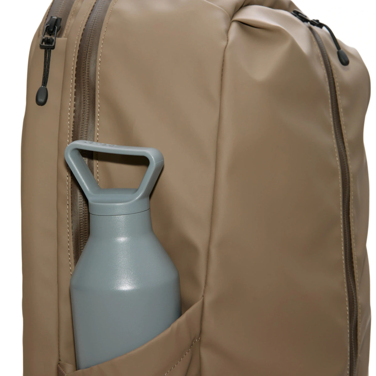 Stream Zipper Backpack 16" Sandqvist 258605206 Backpacks One Size / Clay