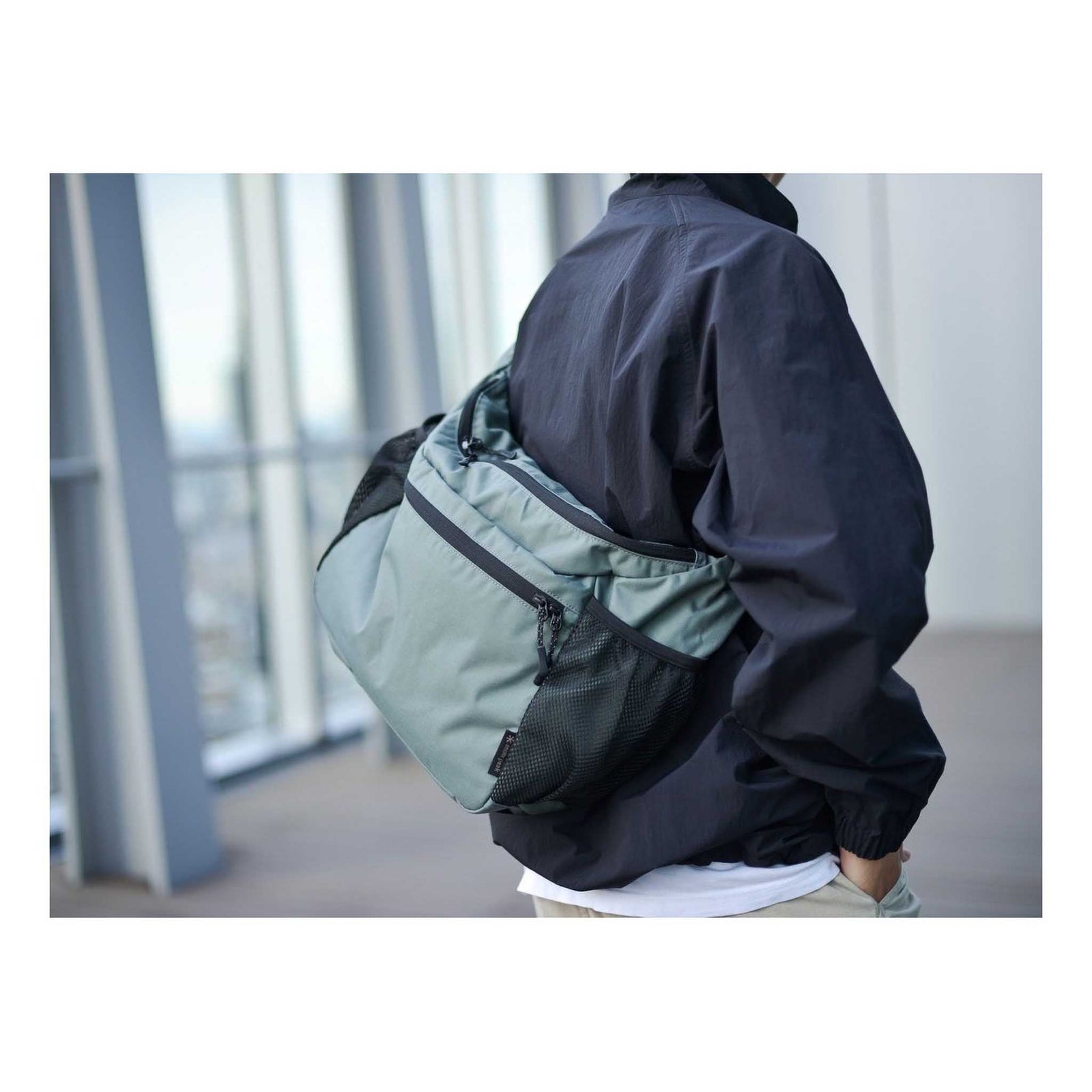 Everyday Use Middle Shoulder Bag Snow Peak AC-25SU40300066 Messenger Bags One Size / Olive
