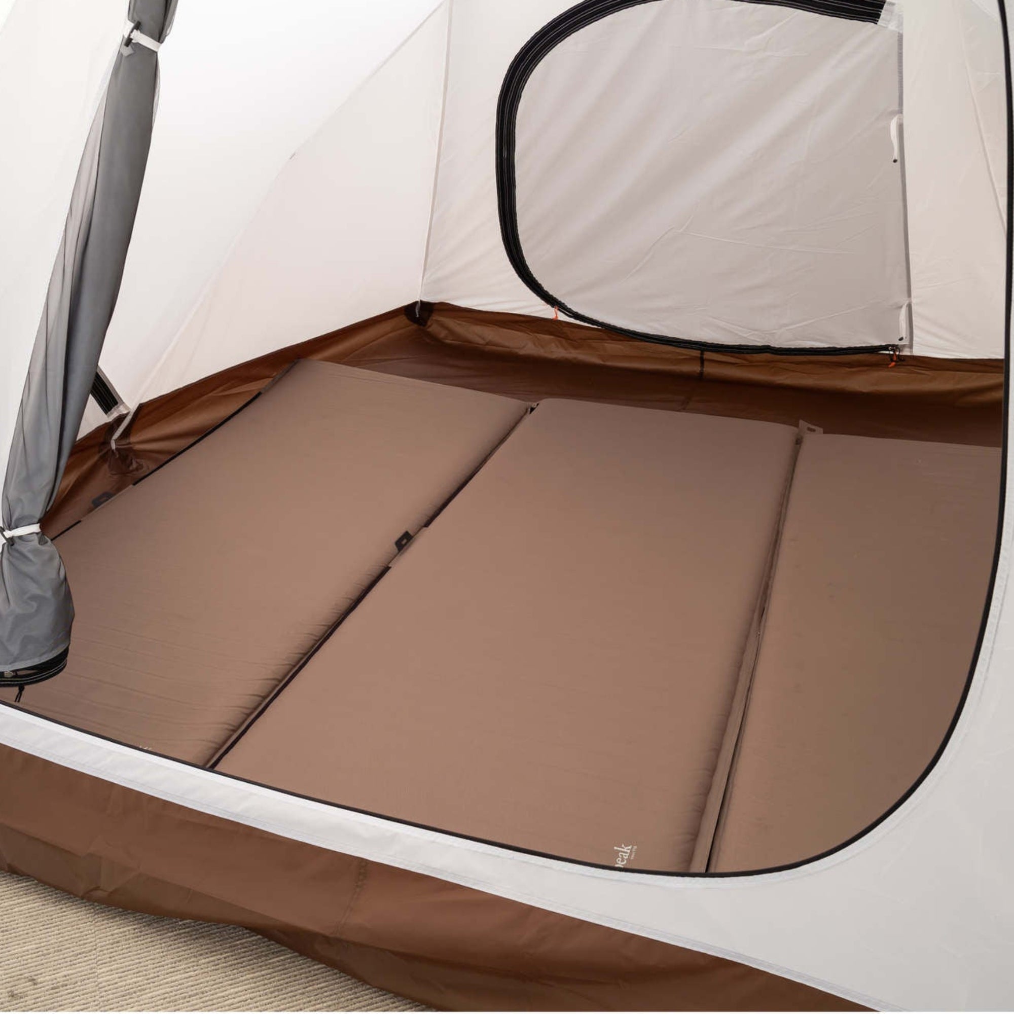 Snow Peak | Land Nest Dome | Four Person Dome Tent | Taupe