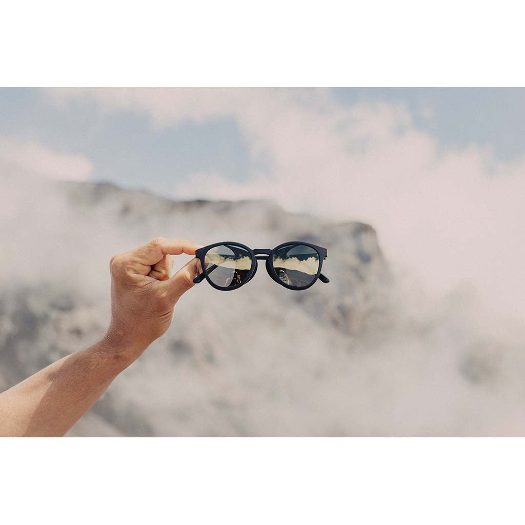 Tera Sunski SUN-TE-BKGP Sunglasses One Size / Black Gold