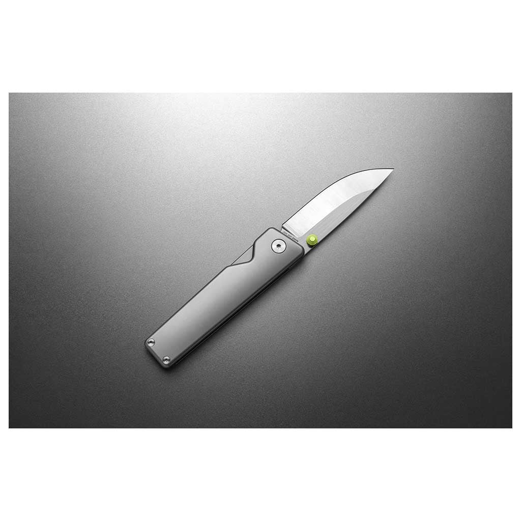 The Chapter 2 The James Brand KN127112-00 Pocket Knives One Size / Titanium/Stainless
