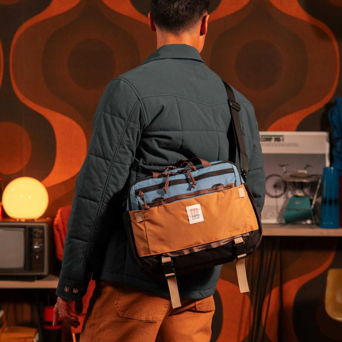 Mountain Cross Pack Topo Designs 932425450000 Sling Bags 17L / River Blue/Brown Oak