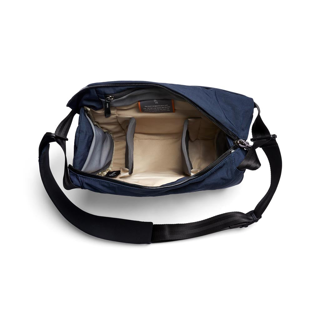 Venture Camera Sling 10L