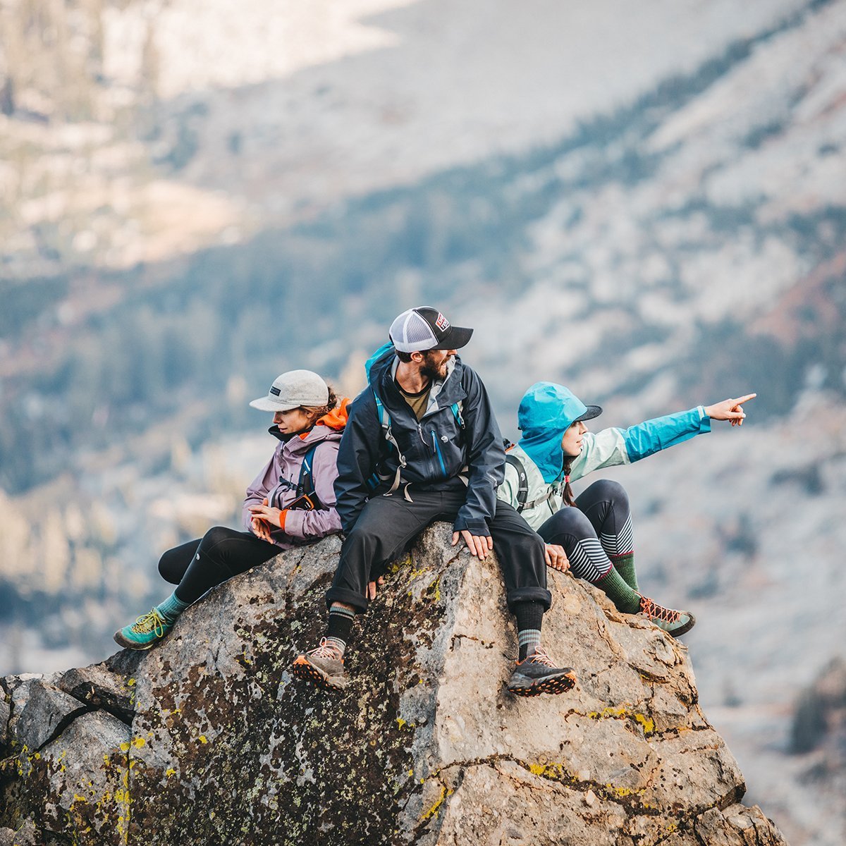 Hiker Boot Midweight | Cushion | Women's Darn Tough Socks