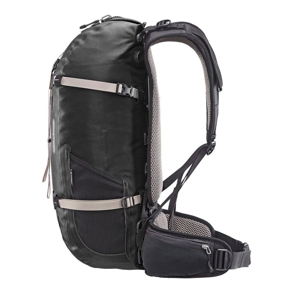 Atrack 25L ORTLIEB OR7004 Backpacks 25L / Black
