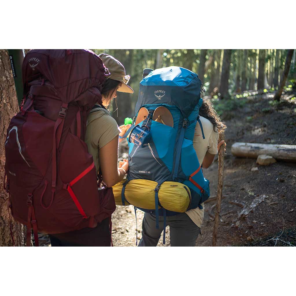 Osprey | Atmos AG LT 65 Backpack | Men's | Night Shift/Scoria Blue