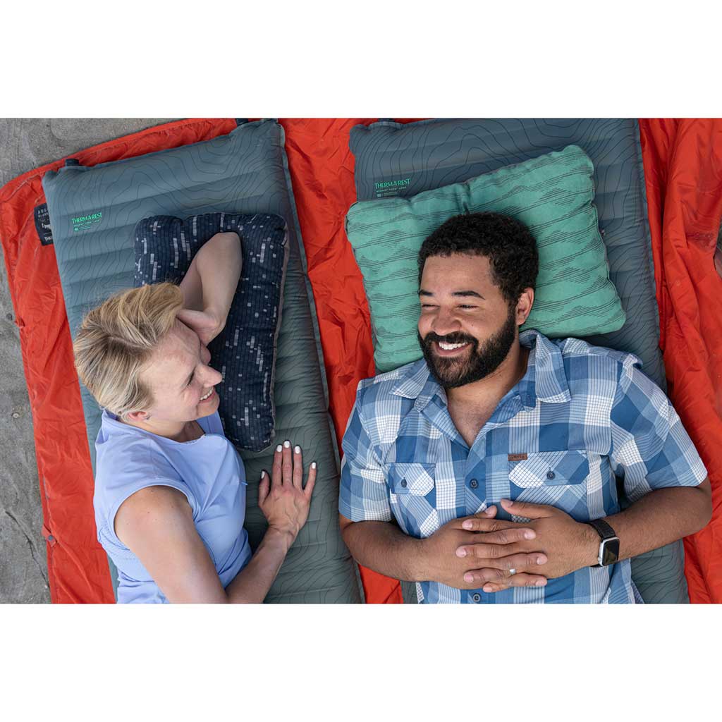 Therm-a-Rest | Compressible Pillow Cinch | Stargazer | Warp Speed Print ...